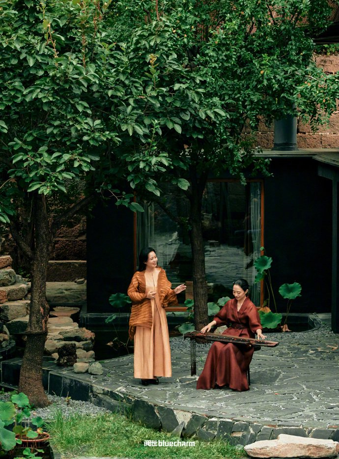 龚琳娜林晨bluecharm阅世9月刊