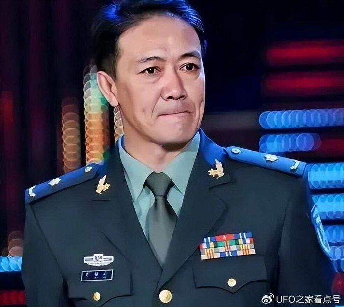 少将|军衔|准将_新浪新闻
