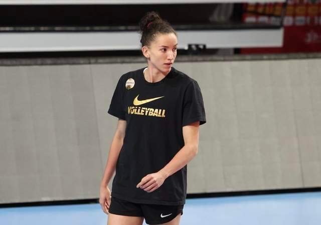 加比下赛季队友是朱婷,终于和偶像一起打球|加比|朱婷|下赛季_新浪