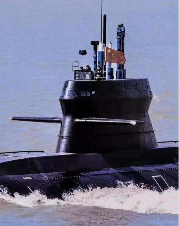 中国039c潜艇抢了世界第一,隐形盖帽惊艳亮相,大洋黑洞名副其实