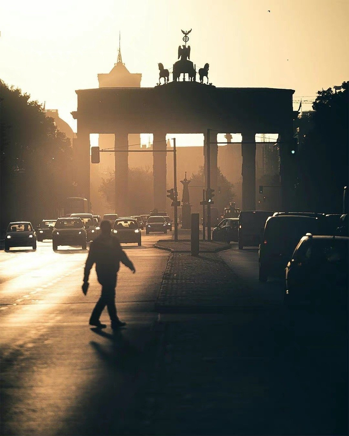 黄昏街头摄影丨marcellozerletti