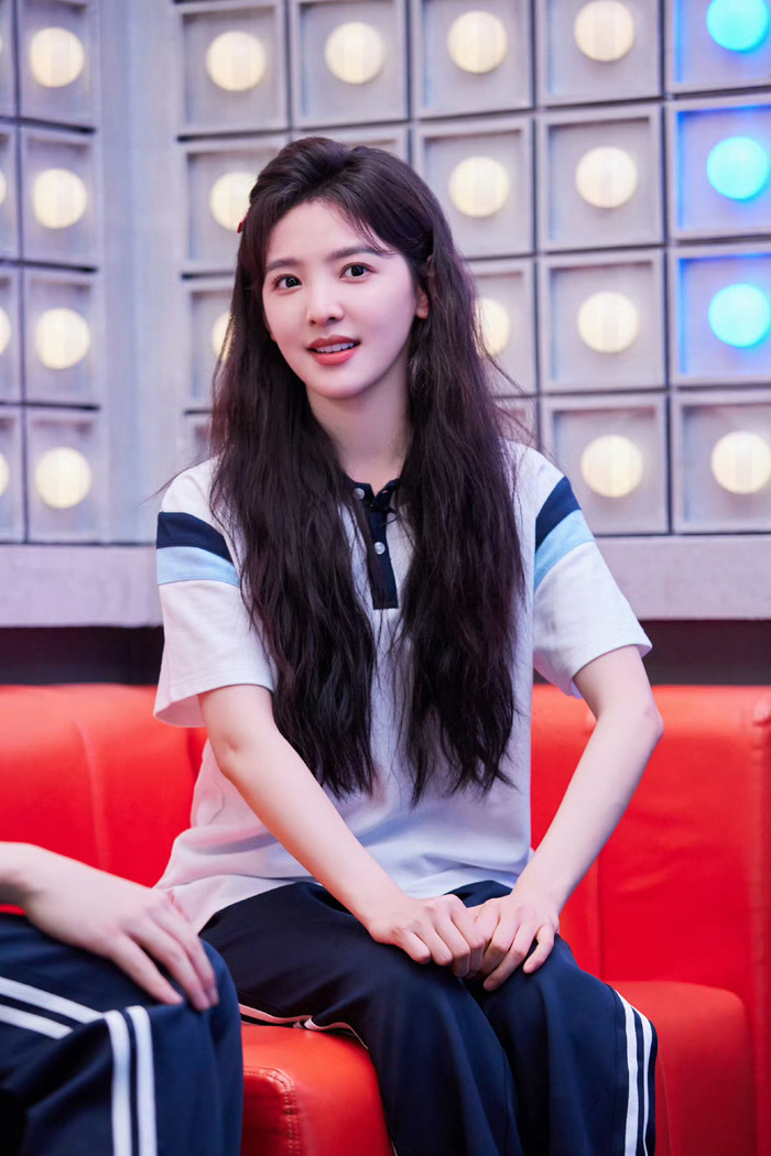 纯情女高温以凡学姐好美