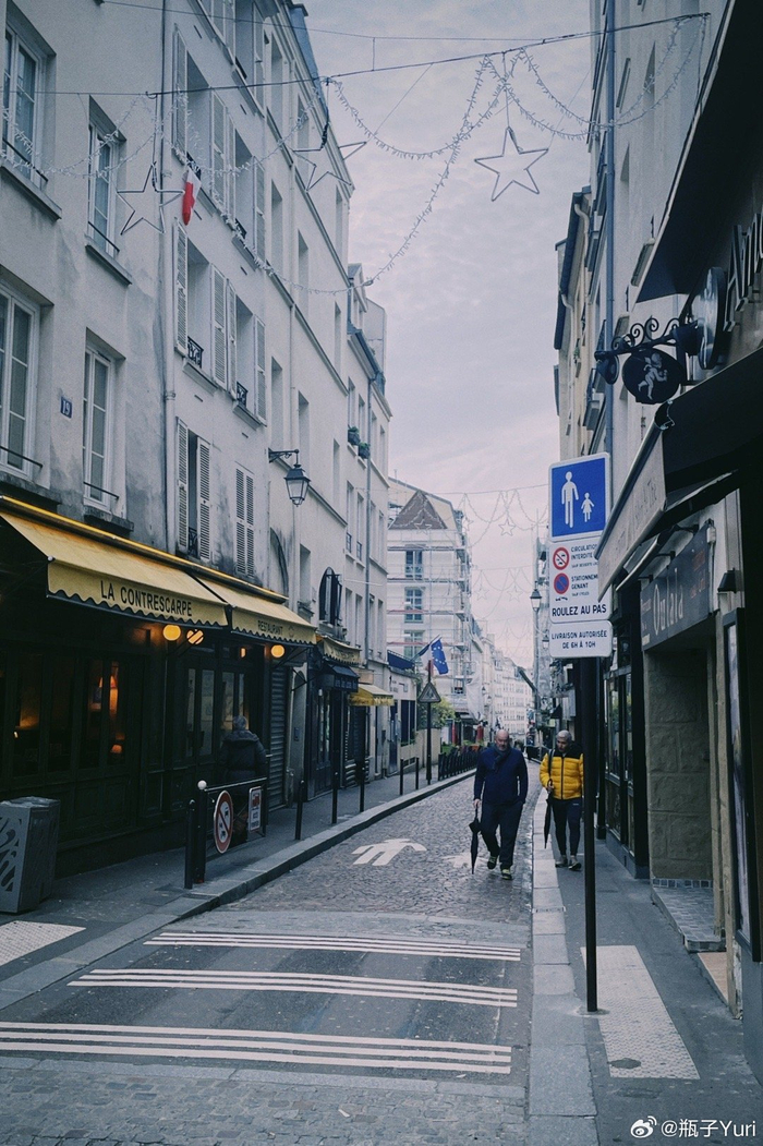 好久不见周末清晨没什么人的巴黎