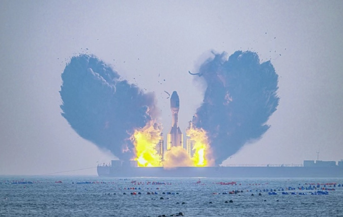 中国航天新力士,全球最大固体火箭首飞成功!民营且海上发射|运载火箭|引力|一号|卫星|战略导弹_新浪新闻