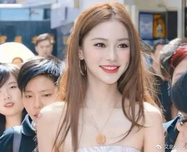 杨颖
