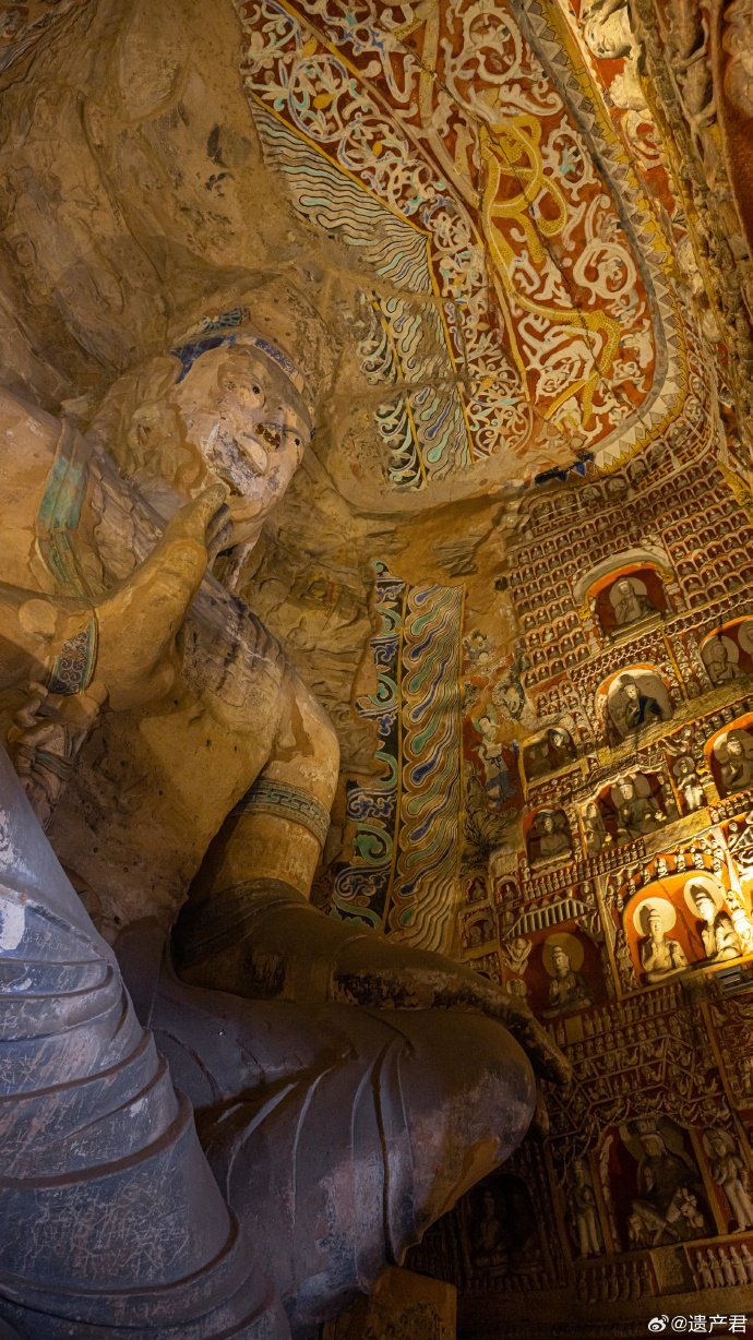 大同云冈石窟恢宏巨作