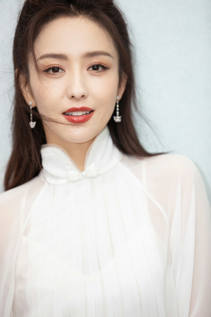 佟丽娅看着好端庄,贤妻良母的形象 眼睛里面有星星……|佟丽娅|贤妻良