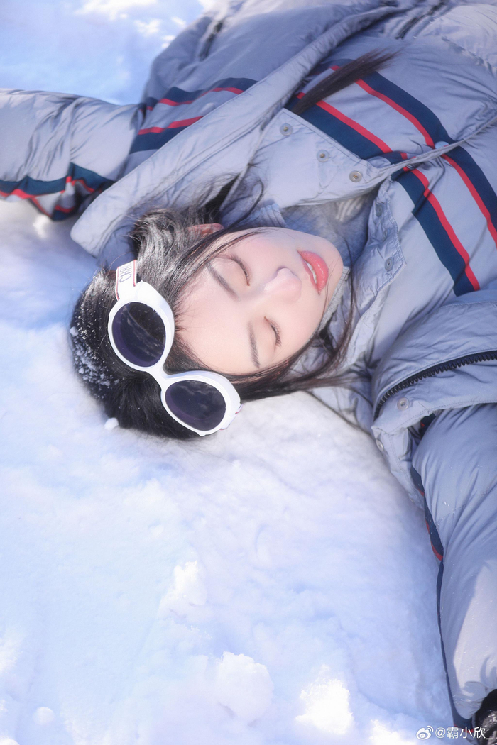 滑雪少女 摄影