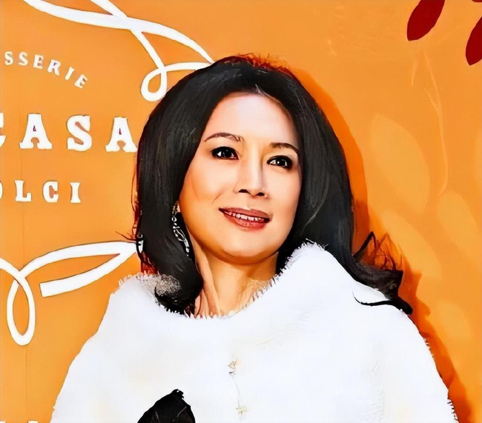 台湾省最美"星二代",差点毁在了豪门|微风广场|孙芸芸|星二代_新浪