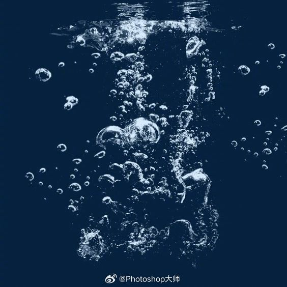 水中光影气泡