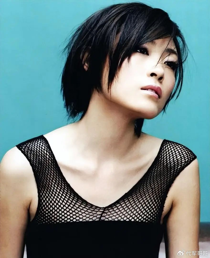 又一歌手跳楼去世!新婚不到100天自杀,跳楼前将30万交给母亲