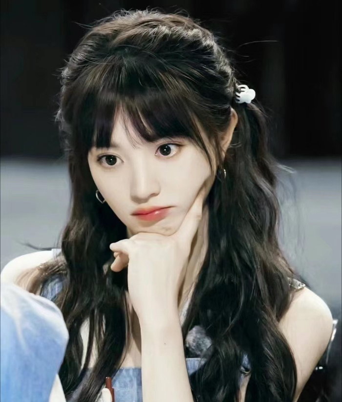 田曦薇 甜妹长相辣妹身材 公主本人没错了94