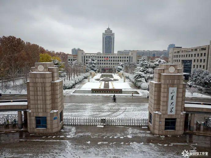 山东建筑大学雪景图片