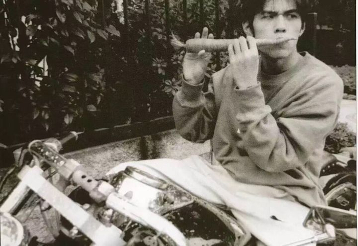周杰伦 早期青涩写真__财经头条