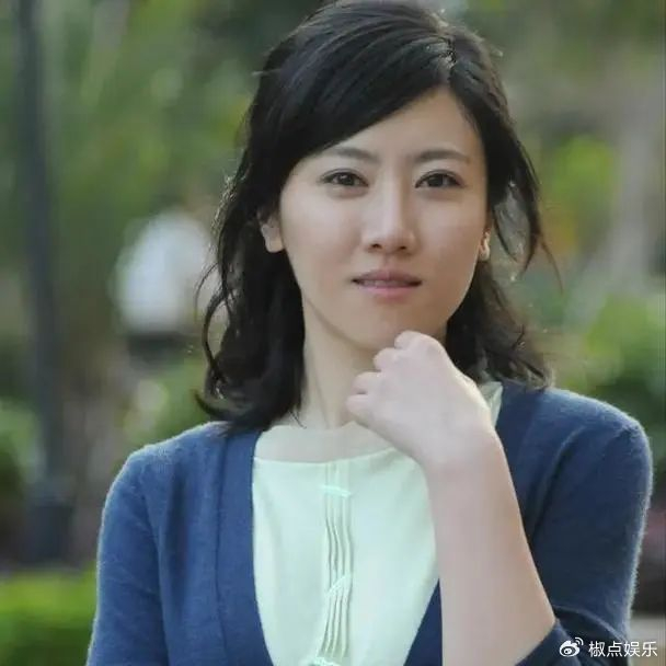 北京大妞王博谷:嫁小7岁的巴图,成为宋丹丹儿媳,风光背后有辛酸