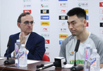  杨鸣社媒晒李晓旭韩德君合照：致敬并肩作战20多年兄弟 一个时代结束