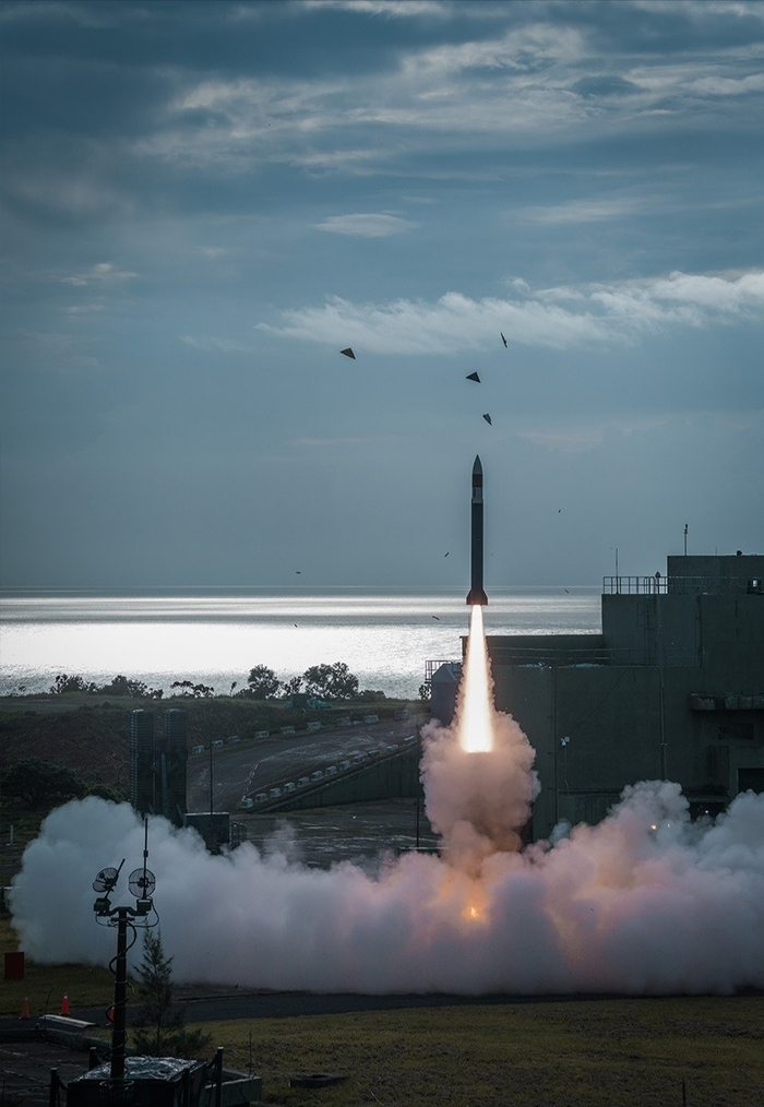 台军天弓三型防空导弹