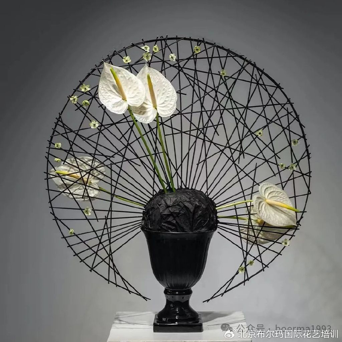 架构花艺是线条的艺术
