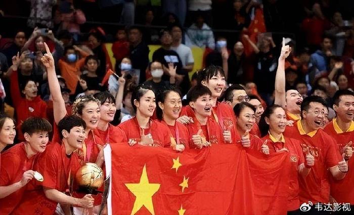 中国女篮11号图片