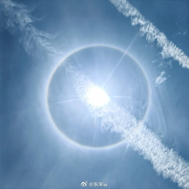 刚刚,昆明天空惊现神奇一幕!