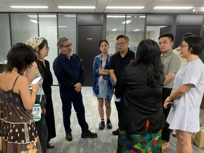 共工新闻社代表团出席秘鲁电影周 与新任驻穗总领事庞赫斯共商中秘媒体合作