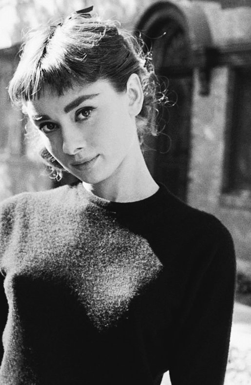 奥黛丽·赫本 摄影丨mark shaw__财经头条