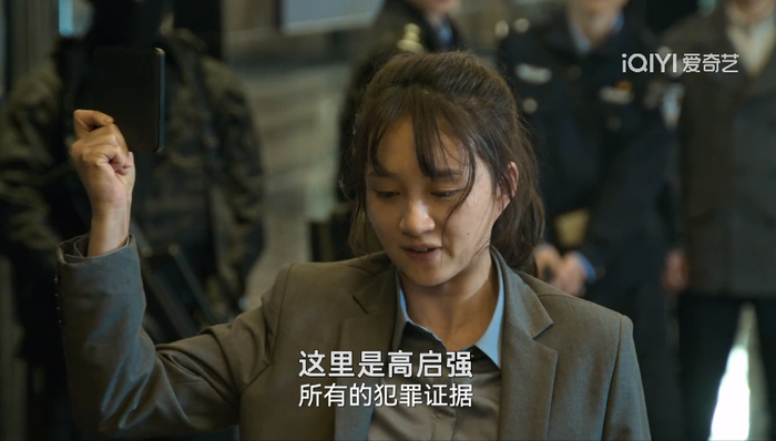 《狂飙》：黄瑶为何要举报高启强，看了原著才知道，陈书婷也是她害死|程金铭|安欣|报恩|杀人|真相_新浪新闻
