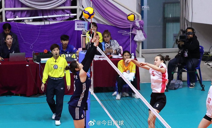 组照：复赛第1轮E组，中国队3比0横扫乌兹别克斯坦队__财经头条__新浪财经