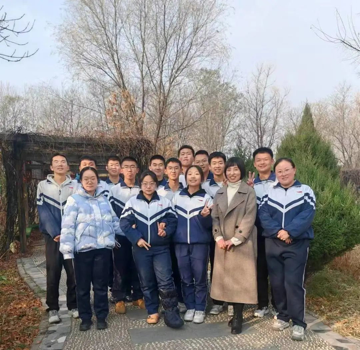 物理联赛,化学联赛及生物联赛中,市教育体育局组织平罗中学报名参加