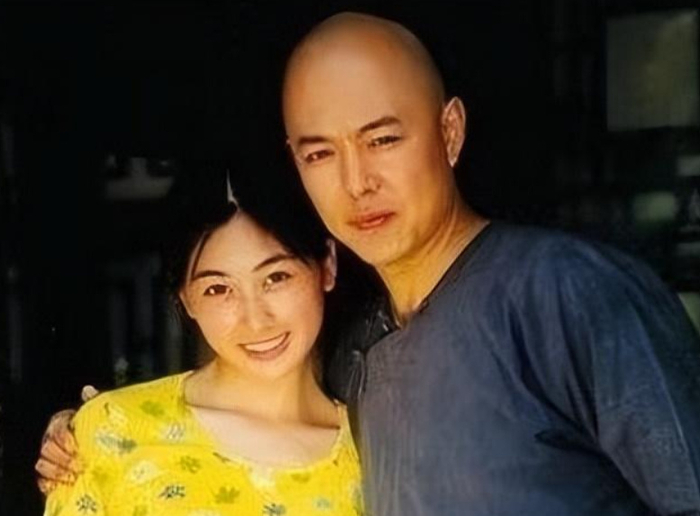 她先恋大25岁张铁林,再嫁大23岁李子雄,如今41岁过得怎样?|雅琦|法提麦·雅琦|俊杰|吴京|暧昧_新浪娱乐_新浪新闻