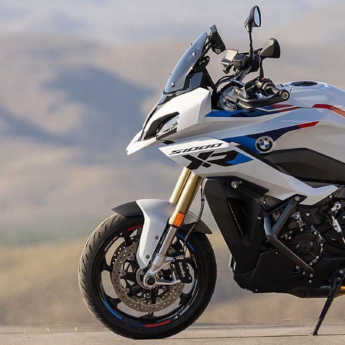 美图赏析丨机械感十足的旅行车宝马s1000xr欣赏