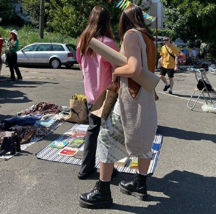 乌克兰女人街头图片