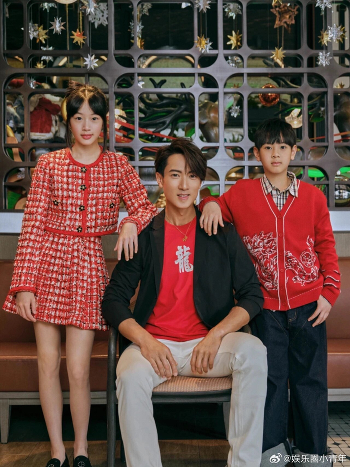 基因好强大,吴尊女儿儿子,腿都好长啊