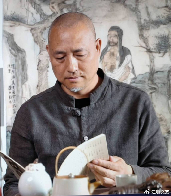 工笔画学会会员,江苏省美术家协会会员,北京李可染画院青年画院画家