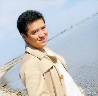 何音:与黄志忠离婚,再嫁小9岁许云帆,丈夫对前夫儿子视如己出