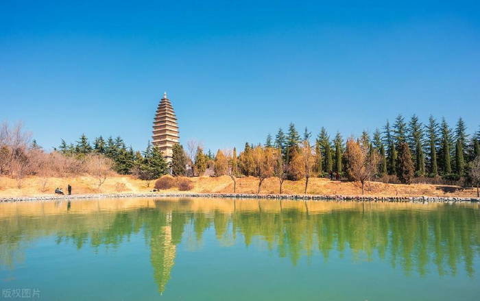 全国人的三门峡，中央为三门峡迁来6大总部，原驻大连洛阳北京等