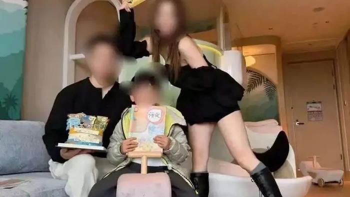 不顾7岁儿子和老公，小某书仙女无羞耻表白洋人，曝光后销号逃走