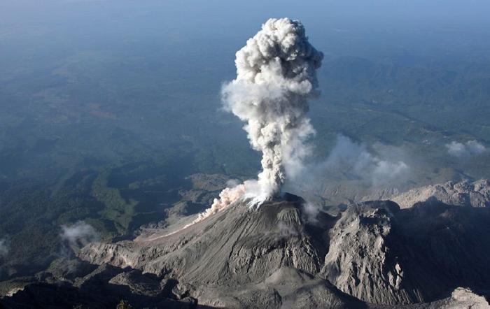 美国境内的定时炸弹:黄石超级火山,如果爆发后果不堪设想