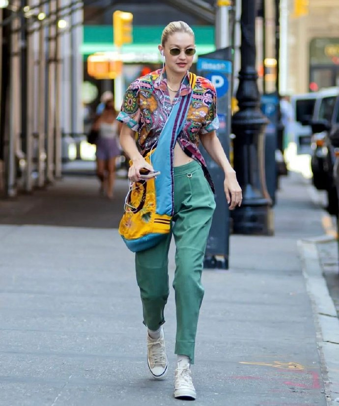 模特gigihadid春夏穿搭街拍