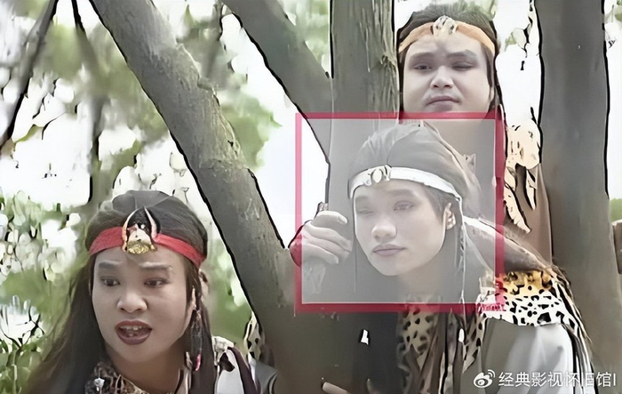 白素贞盗仙丹时和白猿童子交过手,出现在第七集分饰 白猿童子 五鬼之