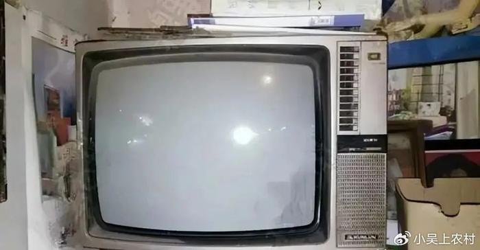 美乐黑白电视机图片