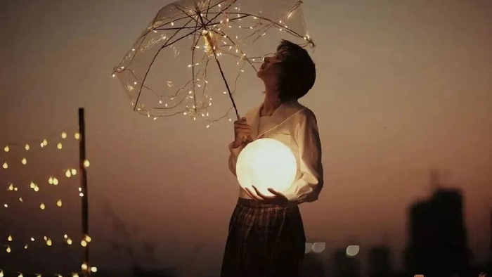 原创|当一个人熬到没有人联系你,没有所谓的社交,那么恭喜你!