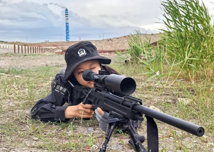 菏泽“00后”女特警,在全国狙击枪射击比赛中荣获第三名!__财经头条__新浪财经