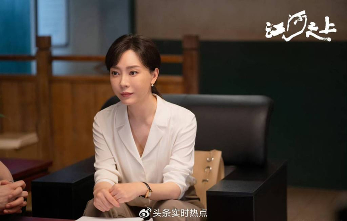 陈数领衔主演《江河之上》热播 反差演技塑立体角色|江河之上|陈数