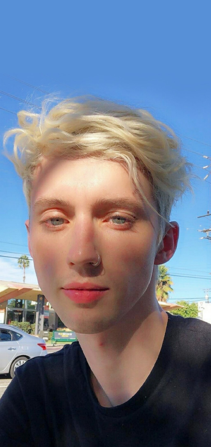 troyesivan 戳爷 壁纸 ​​​无水印
