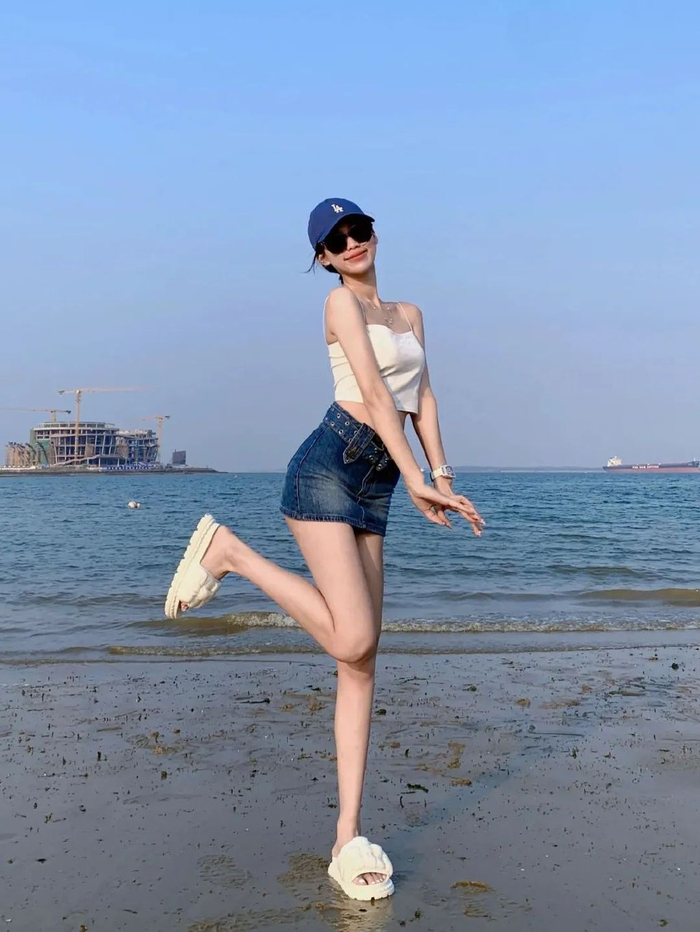 摄影看点>正文>拍显瘦显好身材的照片,摆对姿势同样重要,不要直站,学