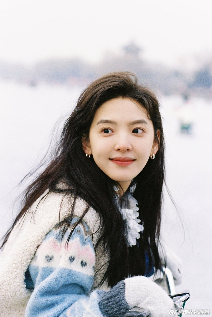 章若楠硬照这个系的颜值斩直男