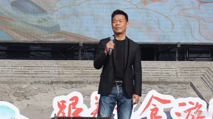 启动仪式上,特邀嘉宾孙浩精彩呈现《不愁》《中华民谣》等耳熟能详的