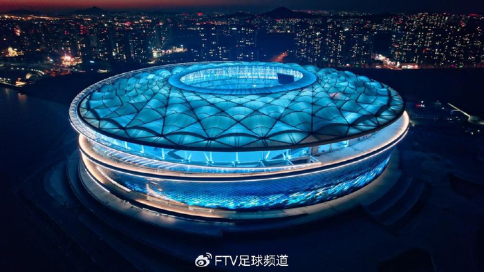 这拨大连银,成为了新晋的榜一|大连|英博|足球城_新浪新闻