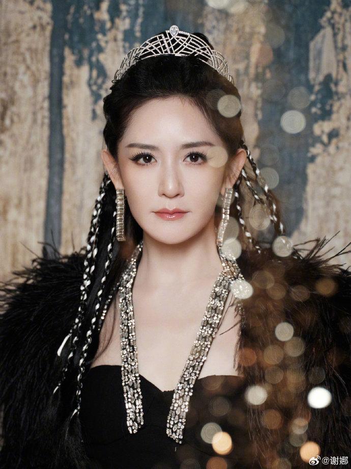 谢娜亲自下场接梗，张杰一觉醒来：“我老婆不是我老婆了”
